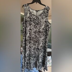 True Envy Black and White Paisley Midi Dress